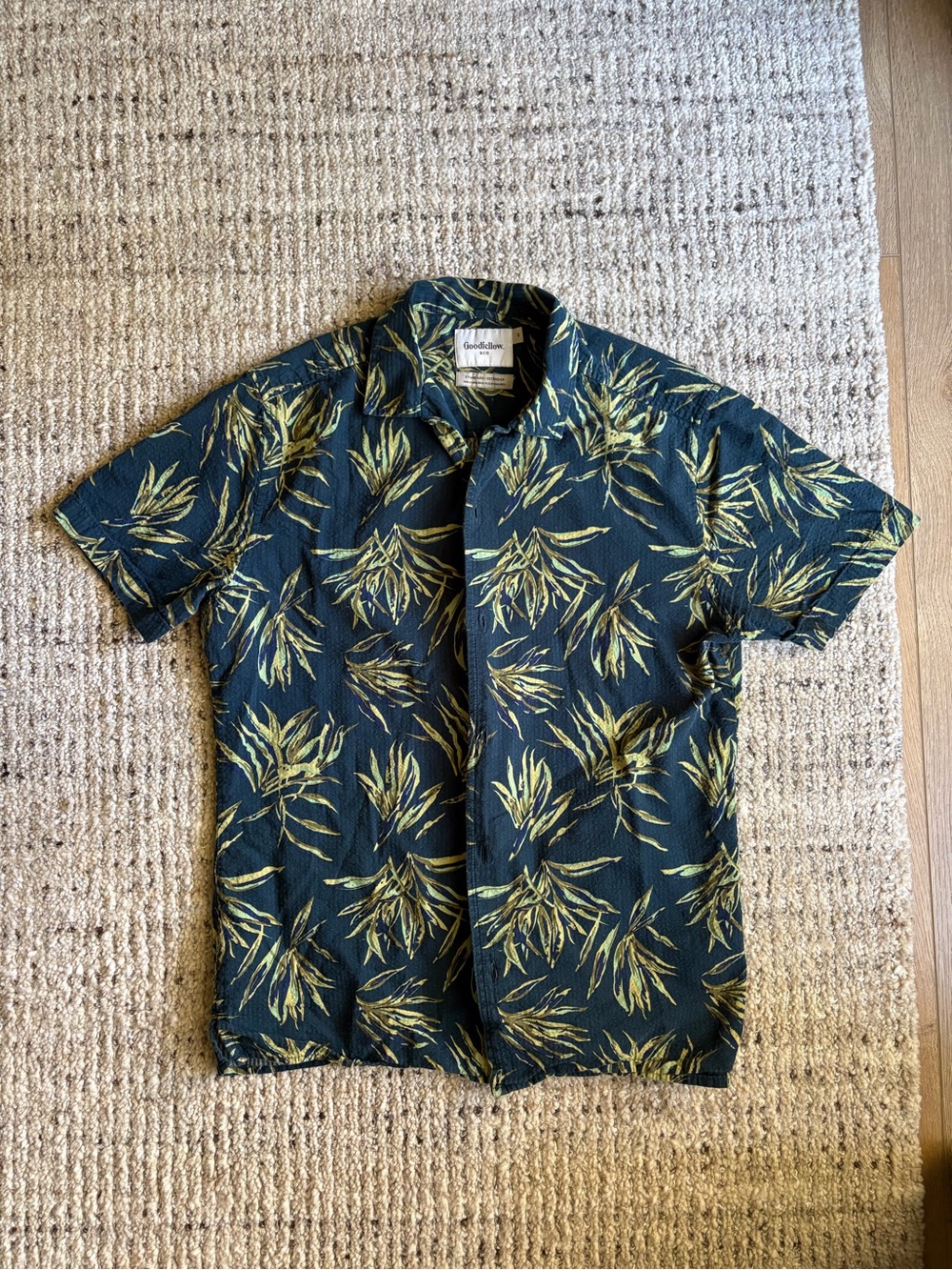 Goodfellow & Co Men’s Short-Sleeve Tropical Shirt - Dark Blue & Yellow Green
